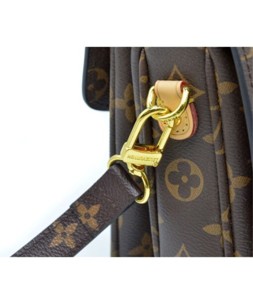 Louis Vuitton Pochette Metis Bag (7)