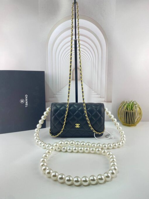 Chanel Pearl Woc Bag (5)