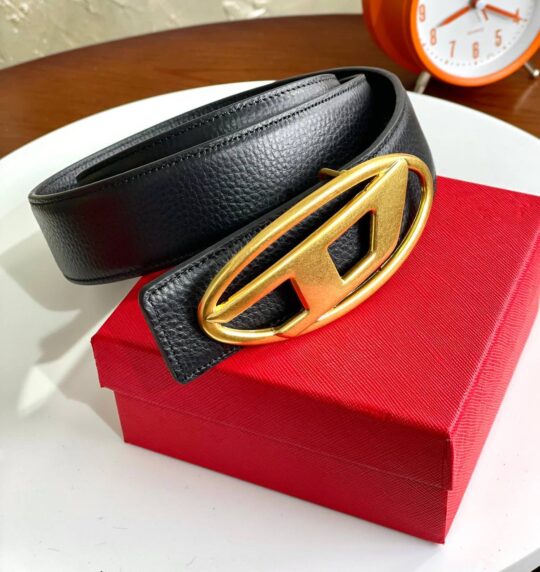 Diesel Women's Leather Belt (1)