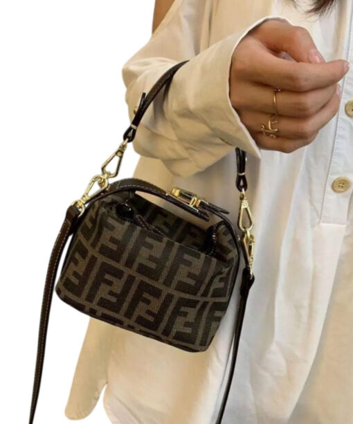 Fendi Zucca Pouch (1)