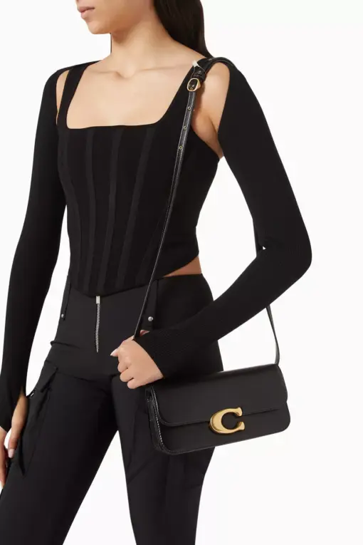 216668280 black fr